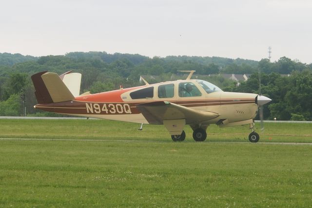 Beechcraft 35 Bonanza (N9430Q)