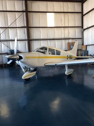 Piper Cherokee (N825JB) - Former Canadian snowbird