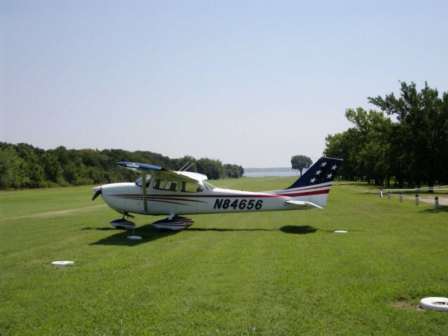 N84656 — - Stars and Stripes  Completely restored in 2005 by Priority Aviation, Inc.  Mena Engines, Robert Smith, and AMOS painting Darryl.  IFR Certified, Garmin 430, Garmin 496, 190A King/Bendix, JPI 700 series, All leather, African Rosewood Panel, 160 hp with ported intakes, Power Flow Exhaust, 193 hp total, and Goodyear tires.