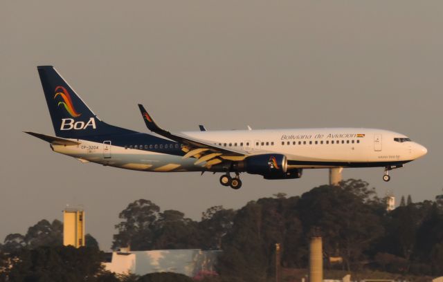 Boeing 737-800 (CP-3204)