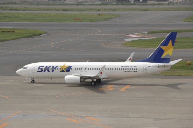 Boeing 737-800 (JA737U) - Taxi at Haneda Intl Airport on 2009/8/1