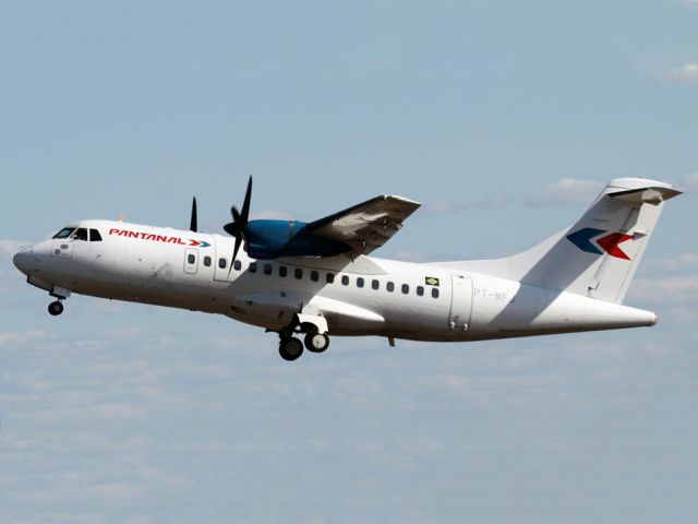 PT-MFJ — - A Brazilean ATR42-320.