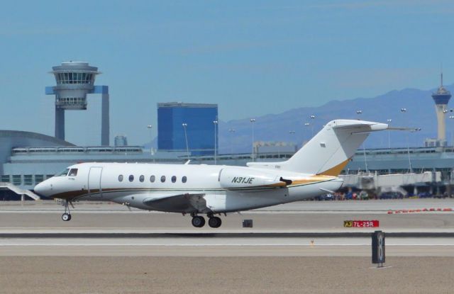 Hawker Beechcraft 4000 (N31JE)