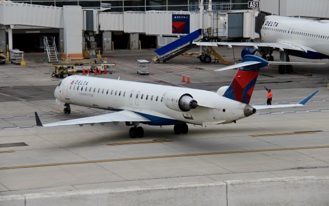 Canadair Regional Jet CRJ-900 (N307PQ) - EDV5213 from DSM (September 24th, 2022) 