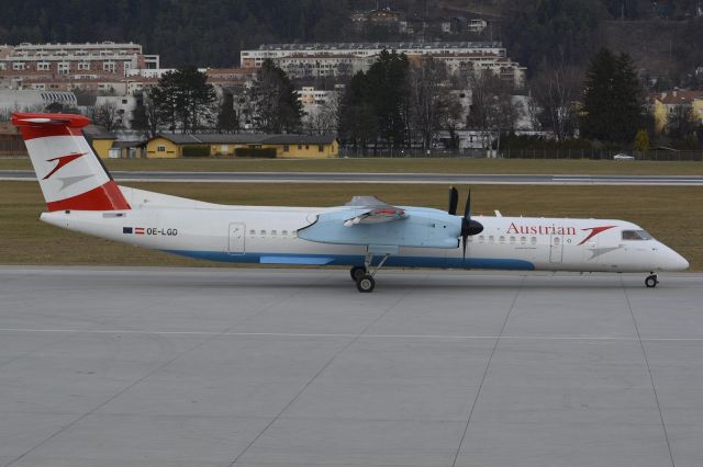 de Havilland Dash 8-400 (OE-LGD)