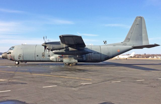 Lockheed C-130 Hercules —