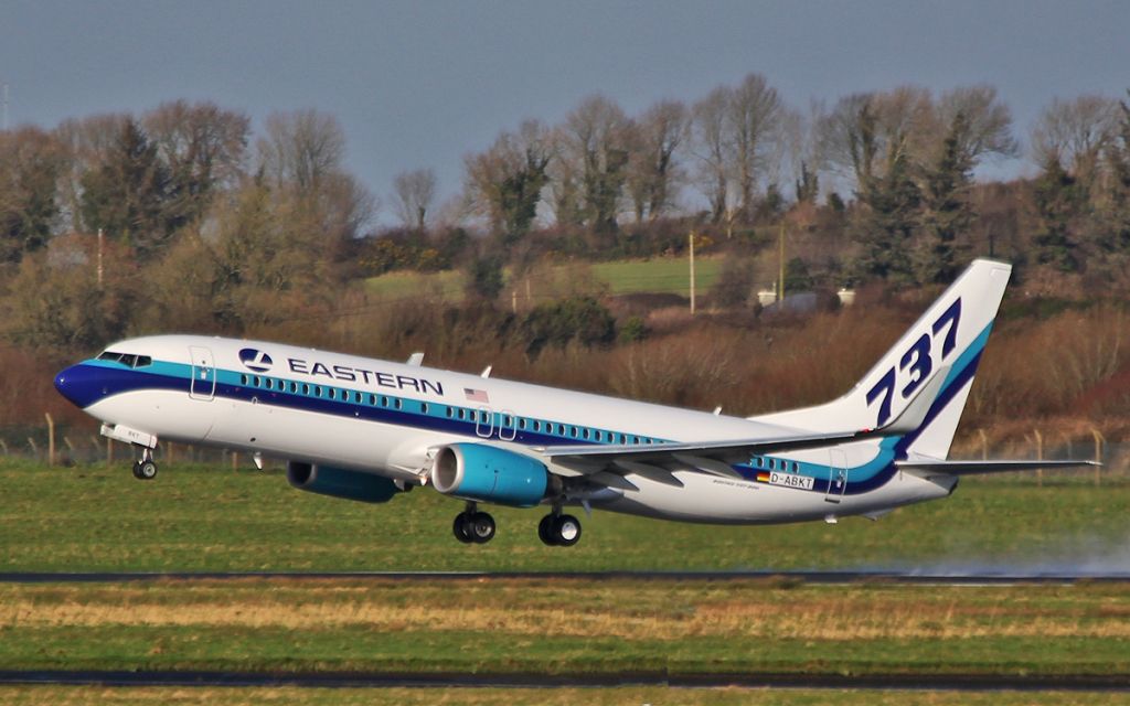 Boeing 737-800 (D-ABKT) - eastern (ex air berlin) b737-8 d-abkt soon to be (n279ea) dep shannon for munich after being painted by eirtech aviation shannon 27/1/16.