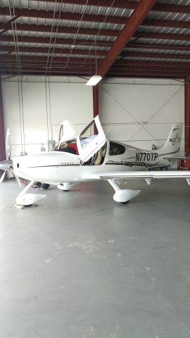 Cirrus SR-22 (N770TP)