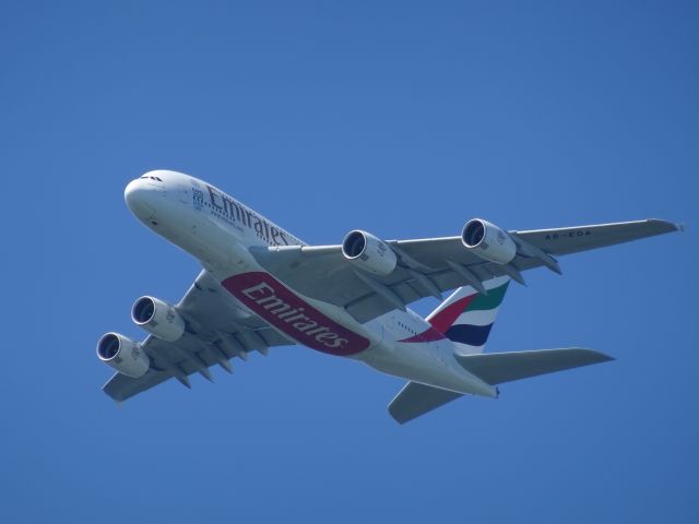 Airbus A380-800 (A6-EOA)