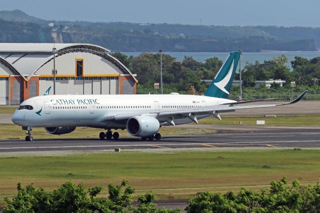 Airbus A350-900 (B-LQA)