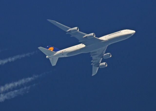 BOEING 747-8 (D-ABYN) - EZE-FRA 36 000 ft vertical Vendee le 18-05-2015