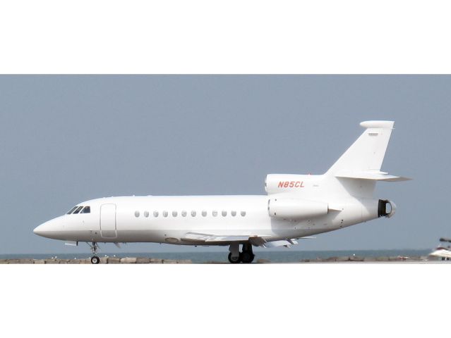 Dassault Falcon 900 (N85CL) - Rollout after a very smooth landing. No location as per request of the aircraft owner.