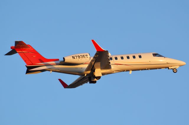 Learjet 45 (N793ES)