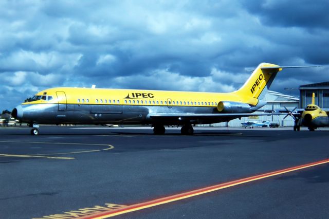 Socata TB-20 Trinidad (VH-IPF) - INDEPENDENT AIR FREIGHTERS - McDONNELL DOUGLAS DC-9-33CF - REG : VH-IPF (CN 47408/467) - ESSENDON MELBOURNE VIC. AUSTRALIA - YMEN 6/4/1985 35MM SLIDE CONVERSION USING A LIGHTBOX AND A NIKON L810 DIGITAL CAMERA IN THE MACRO MODE.