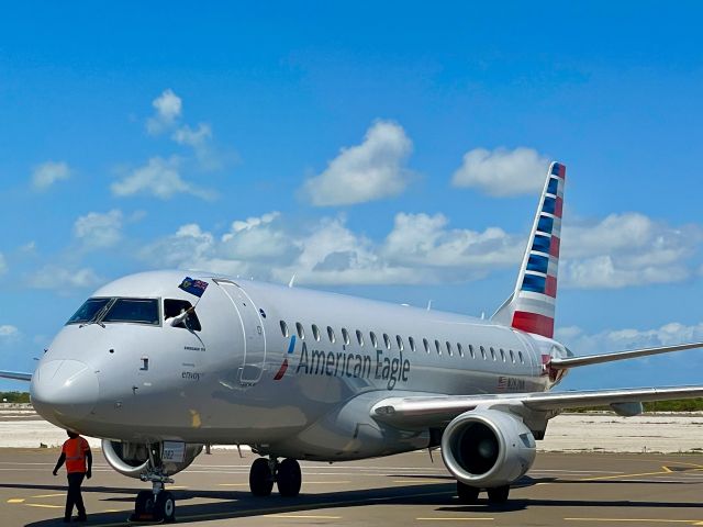 Embraer 175 (N282NN) - American Airlines operated by Envoy Air first landing in South Caicos marking the first international flight to the island and American Airlines’ inaugural flight.