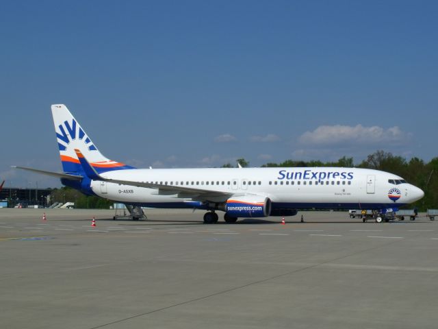 Boeing 737-800 (D-ASXB)