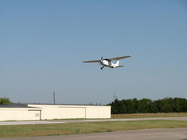 Cessna Skyhawk (N24AF)