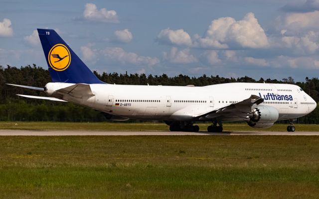 BOEING 747-8 (D-ABYS)