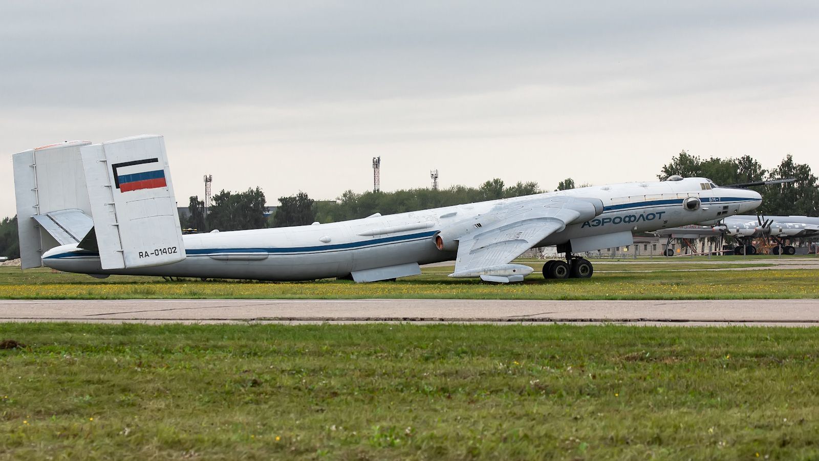 MYASISHCHEV M-4 (RA-01402) - Myasishchev VM-T Atlant (RA-01402) Myasishchev design bureau. Displayed at Long Range Aviation museum.