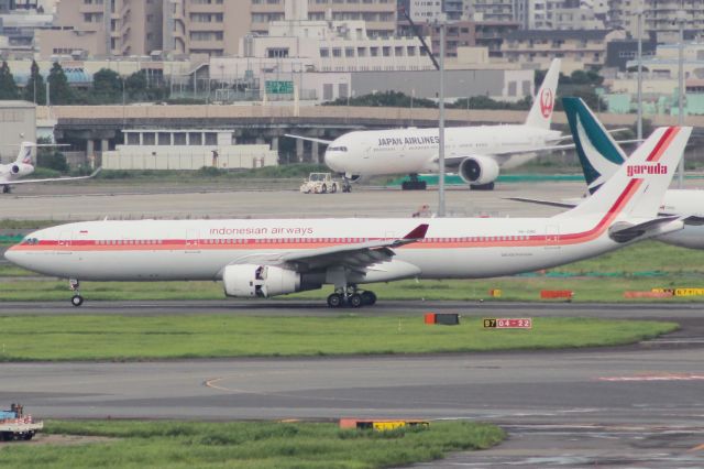 Airbus A330-300 (PK-GHD)