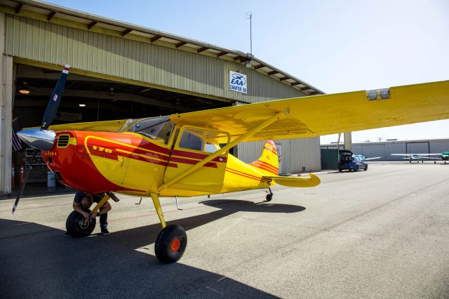 Cessna 170 (N170HT)