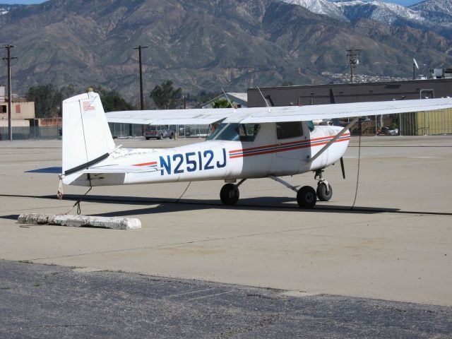 Cessna Commuter (N2512J) - At San Bernardino International Airport