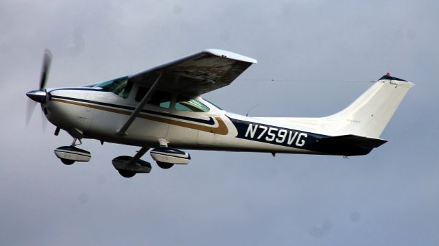 Cessna Skylane (N759VG)