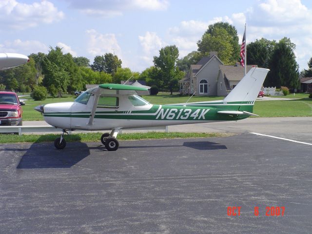 Cessna Commuter (N6134K) - Cessna 150 that used to be based at New Carlisle, Barnhart Memorial