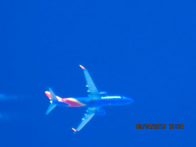 Boeing 737-800 (N8689C)