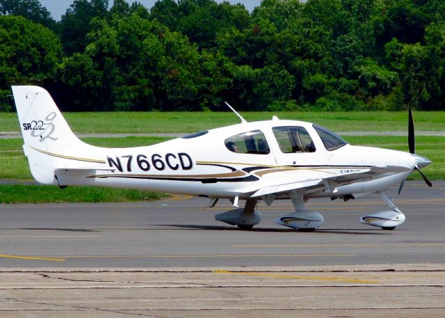 Cirrus SR-22 (N766CD) - At Downtown Shreveport. 