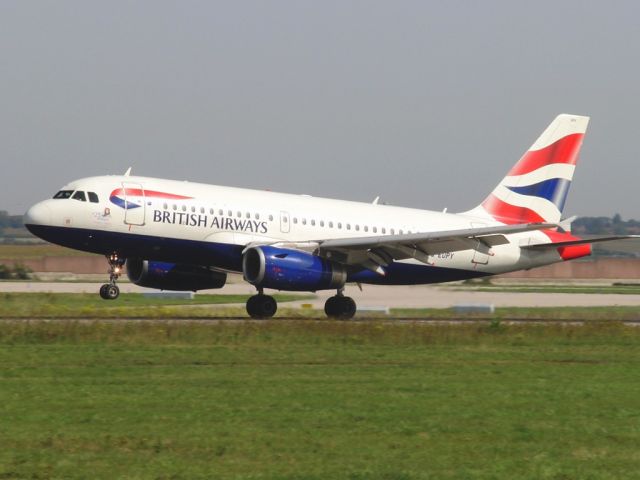 Airbus A320 (G-EUPY)