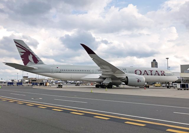 Airbus A350-900 (A7-AMG) - Welcome back to Boston !