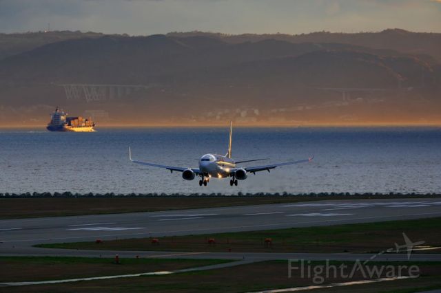 Boeing 737-800 — - This is a blast from the past, showed in the Flighaware April-2014 Newsletter by Masaki Sakakoshi