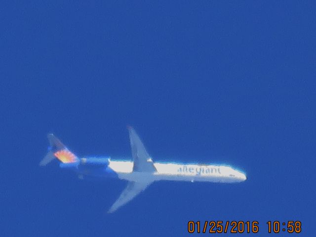 McDonnell Douglas MD-83 (N886GA)