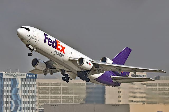 McDonnell Douglas DC-10 (N358FE)