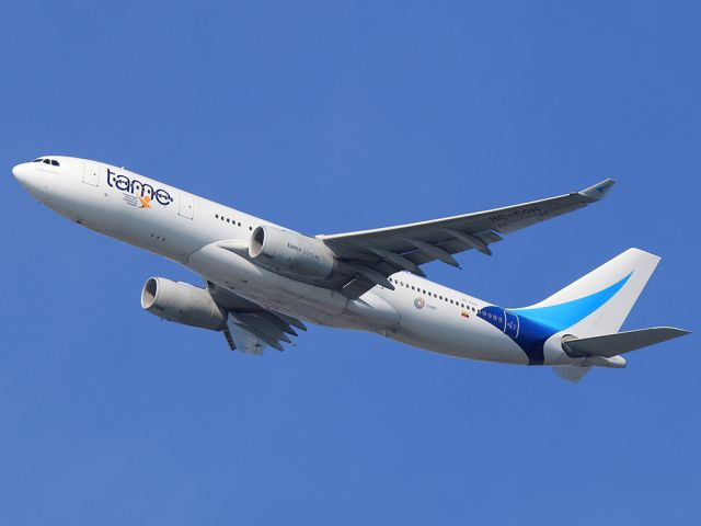 Airbus A330-300 (HC-COH)