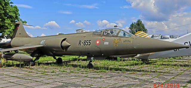 Canadair CL-201 Starfighter — - Lockheed F-104 Starfighter - Danmark Army