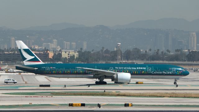 BOEING 777-300ER (B-KPB)