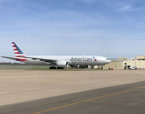 Boeing 777 (N7LE) - Parked Aircraft due to COVID-19