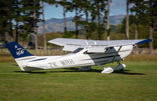 Cessna Skylane (ZK-MRH)