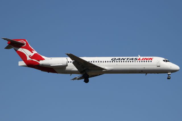 Boeing 717-200 (VH-NXH) - Kalamunda Road,br /on 16 March 2020