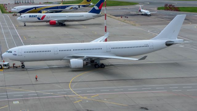 Airbus A330-300 (EI-GOT)