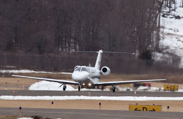 Cessna Citation CJ2+ (N717HA) - One of RELIANT AIRs CJ2. They have the lowest fuel prices on the Danbury (KDXR) airport!