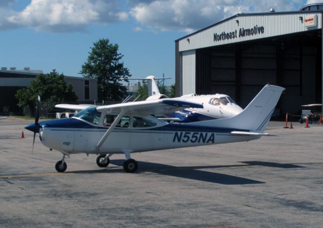 Cessna Skylane (N55NA)