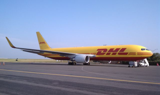 G-DHLG — - DHL Diversion due WX at KCVG