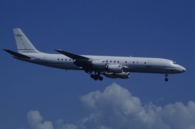 McDonnell Douglas DC-8-70 (VP-BRJ) - Final Approach to Tokyo-Haneda Intl Airport Rwy22 on 1999/08/01