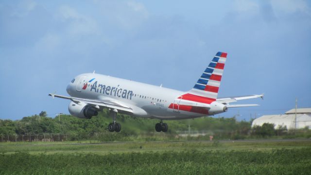 Airbus A319 (N704US)