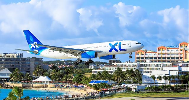 Airbus A330-300 (F-GSEU) - XL air landing at TNCM St Maarten.