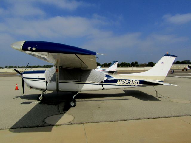 CESSNA Turbo Skylane RG (N223BD) - On the ramp 