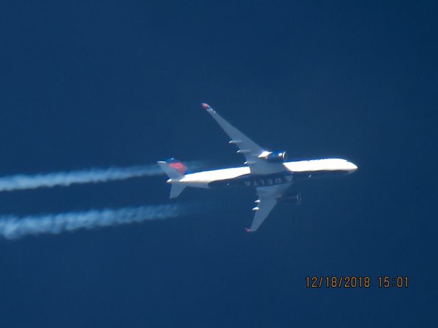 Airbus A350-900 (N504DN)